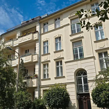 Am Sanssouci Park